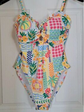 Time an Tru Women's Texture One-Piece Swimsuit